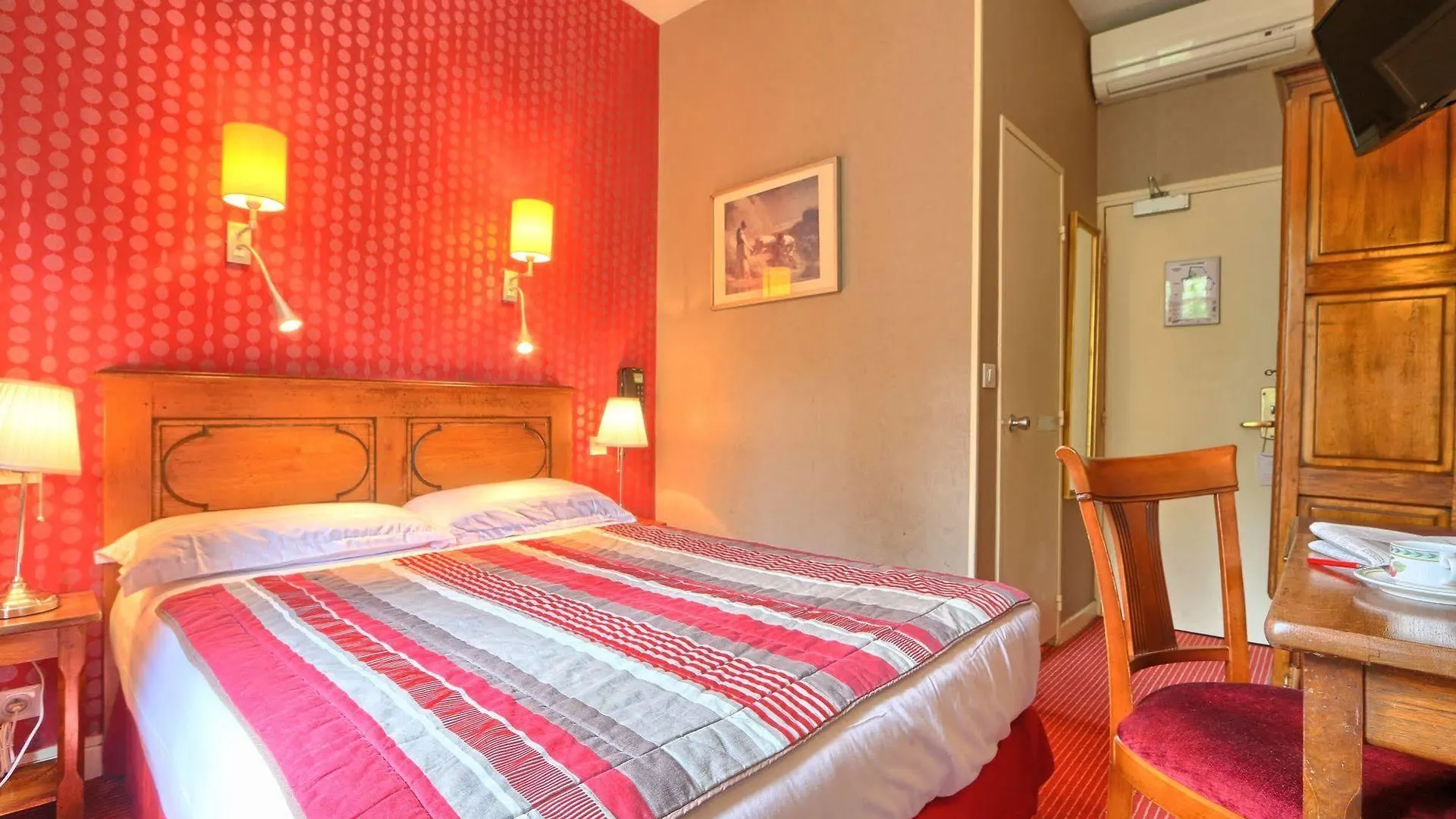 Welcome Hotel Paryż 2*,