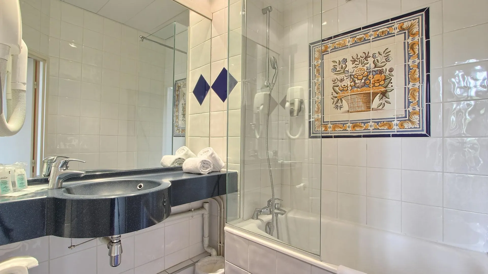 Welcome Hotel Paris France