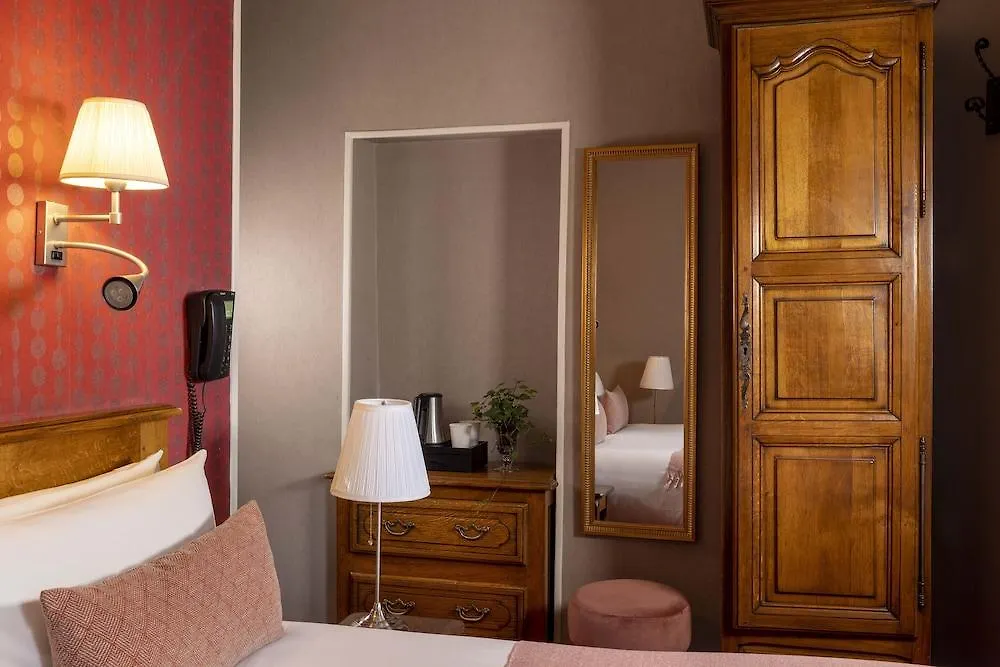 **  Welcome Hotel Paris Fransa