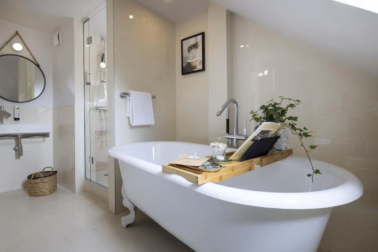 Welcome Hotel Paris 2*,