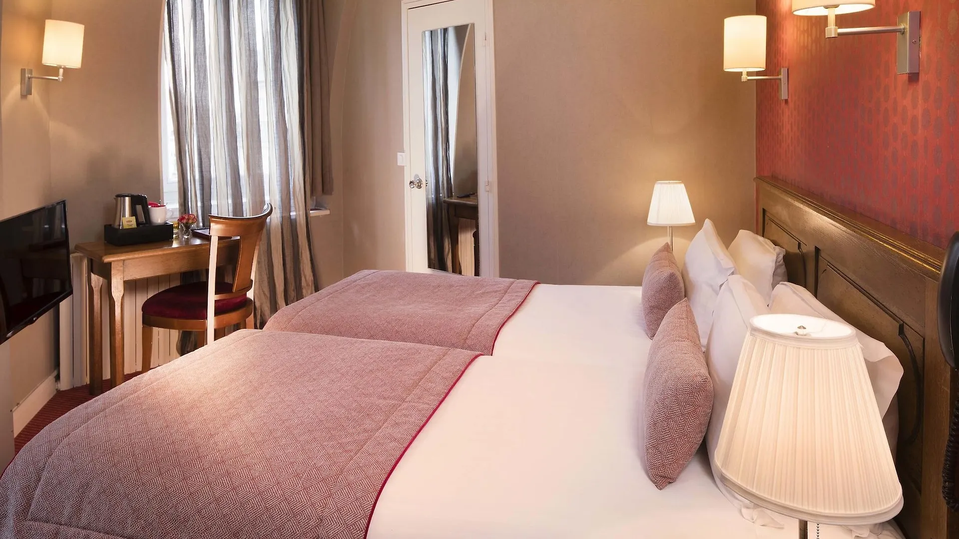 Welcome Hotel Paris 2*,